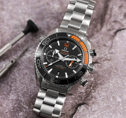 OMGA SEAMASTER BLACK SILVER STEEL WATCH