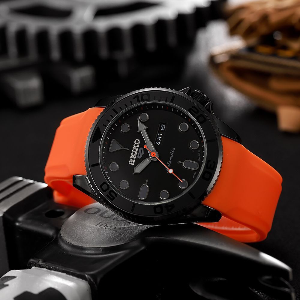 SIKO [5 SPORT] BLACK ORANGE RUBBER WATCH