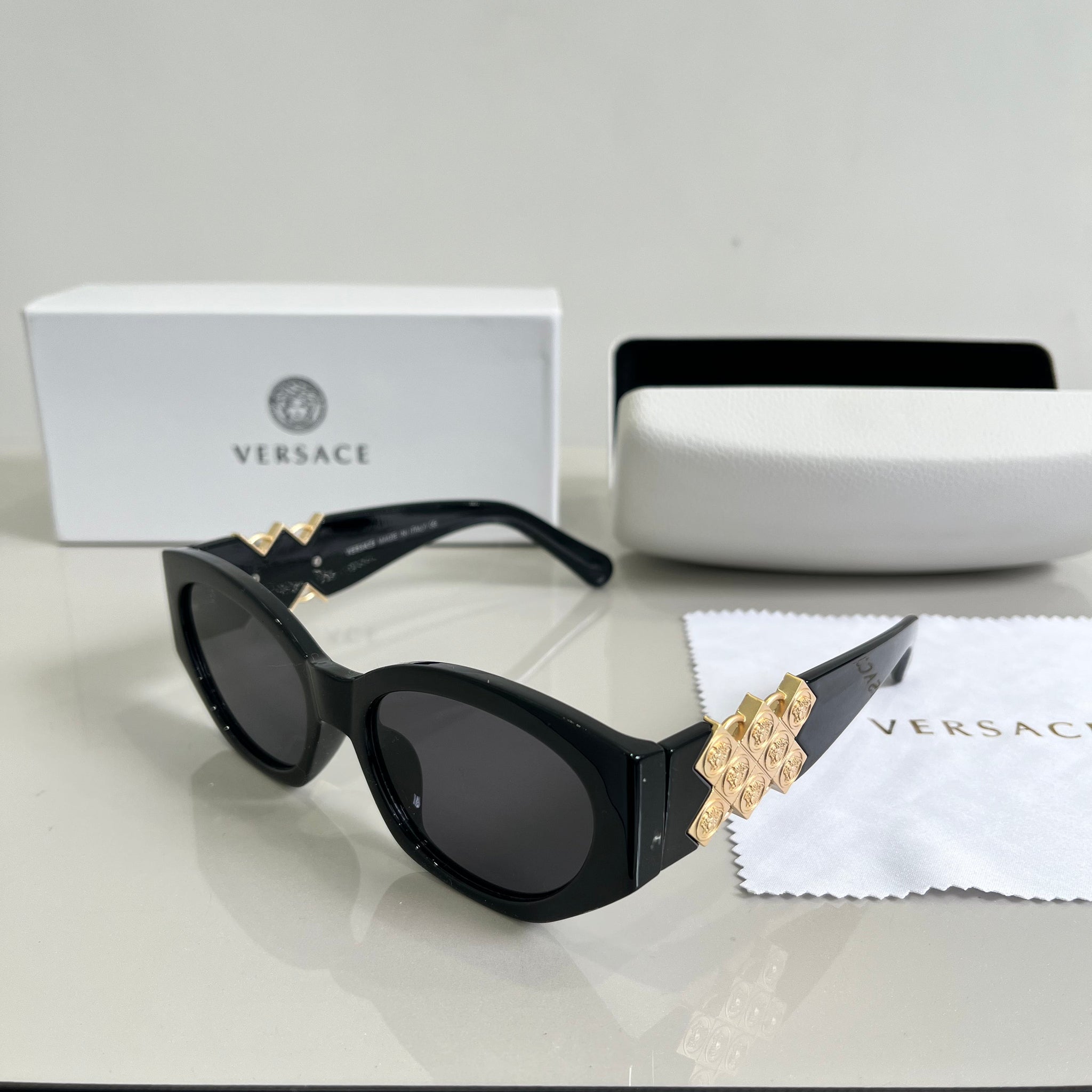 Budget Exclusive Stylish Sunglass For Unisex